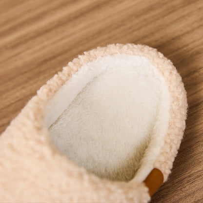 Soft and warm plush slippers, comfortable and fluffy indoor